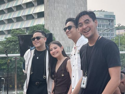 Prilly Latuconsina dan Daun Jatuh