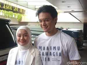 Cara Rey Mbayang-Dinda Hauw Hadapi Gejolak Rumah Tangga Ketika Menikah Muda