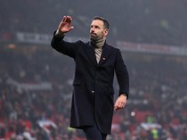 Larisnya Ruud van Nistelroy, tapi Leicester City Pemenangnya