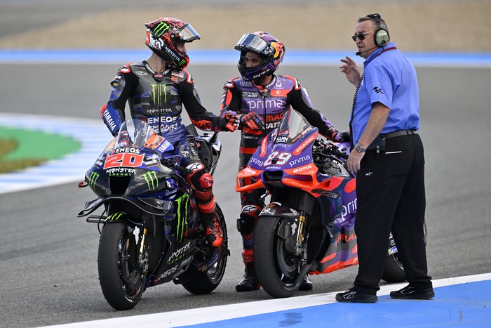 JEREZ DE LA FRONTERA, SPAIN - APRIL 27: Jorge Martin (C) of Prima Pramac Racing takes the first place while Fabio Quartararo (L) of Monster Energy Yamaha MotoGP takes the third place at the sprint race of the Spanish Jerez Grand Prix at the Circuito de Jerez - Angel Nieto in Jerez de la Frontera, Spain on April 27, 2024. (Photo by Burak Akbulut/Anadolu via Getty Images)