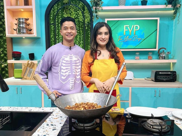 Adly Fairuz dan Angbeen Rishi