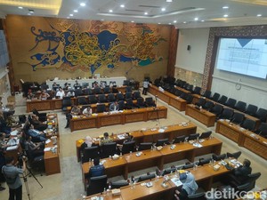 Rapat UU DKJ, PKS Singgung Putaran Kedua Pilkada Jakarta Bisa Tak Berlaku