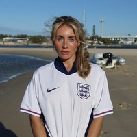 “Saya mendapat kecaman karena tidur dengan pria berusia 18 tahun, tetapi kata kuncinya adalah ‘legal,’” ucapnya kepada Cosmopolitan UK. Foto: dok. Instagram @bonnie_blue_xox