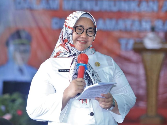 Bupati Sragen Kusdinar Untung Yuni Sukowati.