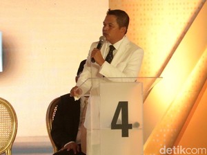 Dedi Mulyadi Tutup Debat Pilgub dengan Ceritakan Penderitaan Warga Jabar