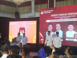Debat Perdana Pilbup Dompu Ricuh, Dua Paslon Minta KPU Lebih Tegas
