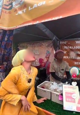 Duh! Gerai Donat Ini Dikecam Gegara Promosinya Berbau Seksual