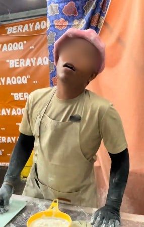 Duh! Gerai Donat Ini Dikecam Gegara Promosinya Berbau Seksual