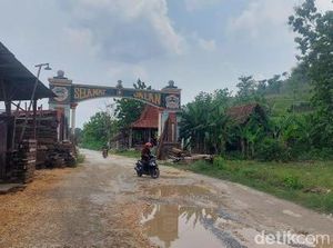 Warga Keluhkan Jalan Sukolilo Pati: Berlumpur Kala Hujan-Berdebu Saat Panas
