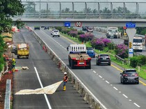 Jalan Tol Tangerang-Merak Dilebarkan