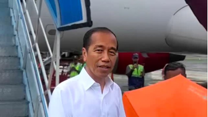 Jokowi Pulang ke Solo Naik Batik Air