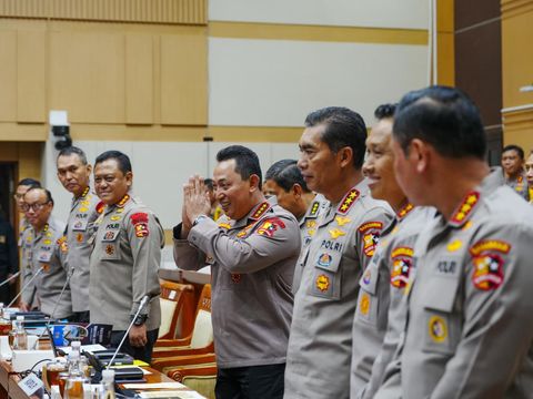 Kapolri Jenderal Listyo Sigit Prabowo rapat bersama Komisi III DPR, 11 Novemer 2024. (Dok Polri)