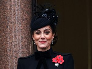 Kate Middleton Absen Lagi di Acara Kerajaan