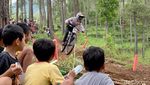 Keseruan Seri Terakhir Indonesian Downhill 2024