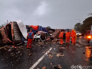 Kecelakaan Maut di Tol Cipularang, Ini Data Korban Tewas dan Luka-luka