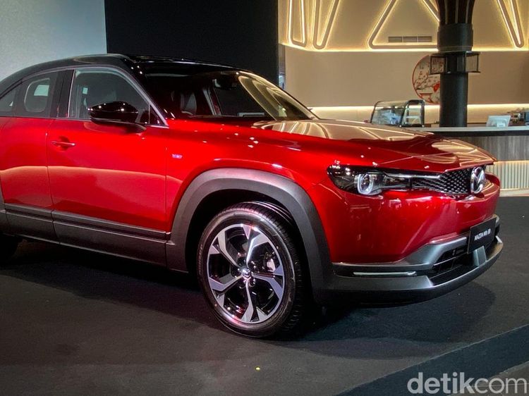 Wujud Mazda MX-30: Desain Istimewa Pakai Suicide Door, Jarak Tempuh Biasa Saja