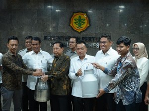 Peternak Pasuruan Besok Bagikan Susu Gratis Usai Kasusnya Viral