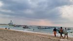 Panorama Pantai Jerman di Tepian Bandara Ngurah Rai Bali
