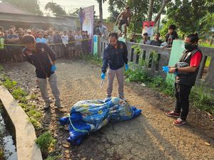 Geger Penemuan Mayat Wanita Dibungkus Kasur Lipat di Cikupa Tangerang