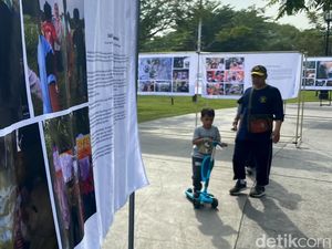 Merekam Aksi Para Pahlawan dalam Bingkai Foto di Bandung