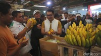 Menurut RK, sejumlah pengurus pasar tradisional dan tokoh masyarakat mendukung ide hunian di atas pasar. 