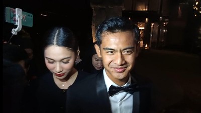 Pratama Arhan Gagah Pakai Jas, Momen Perdana dengan Azizah Salsha Lagi