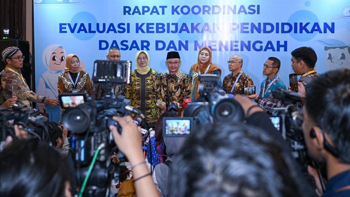 Rakor Kemendikdasmen tentang PPDB dan PPPK.