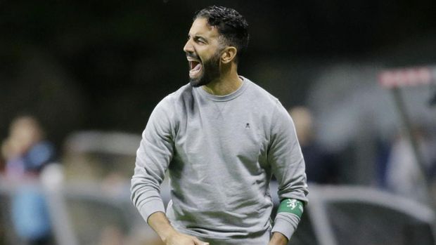 Soccer Football - Primeira Liga - S.C. Braga v Sporting CP - Estadio Municipal de Braga, Braga, Portugal - November 10, 2024 Sporting CP coach Ruben Amorim reacts REUTERS/Miguel Vidal