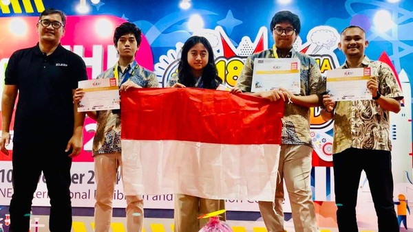 Hebat! Murid Kelas 9 Mentari Intercultural School Jakarta Raih Emas di Malaysia