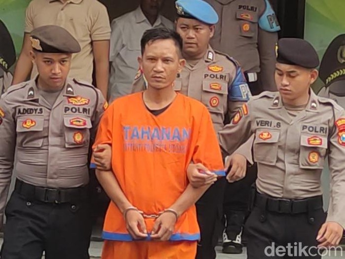 Suami tusuk istri di Sidoarjo