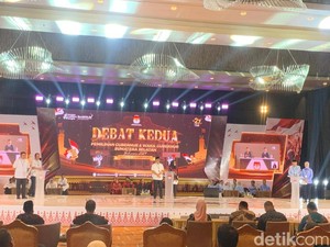 Cik Ujang Beberkan 7 Visi Misi Membangun Sumsel di Debat Kedua Pilkada