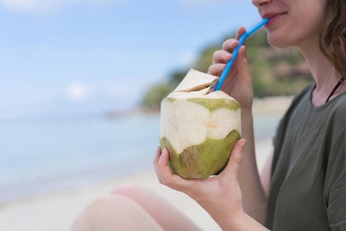 Air kelapa muda