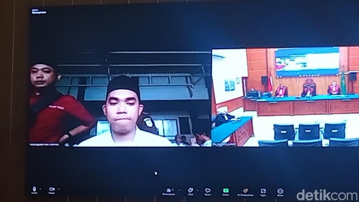 Eks manajer Fuji