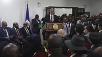 Langkah ini menambah babak baru dalam ketidakstabilan politik Haiti sejak dewan transisi dibentuk pada April lalu untuk menggelar pemilihan umum. (AP Photo/Odelyn Joseph)