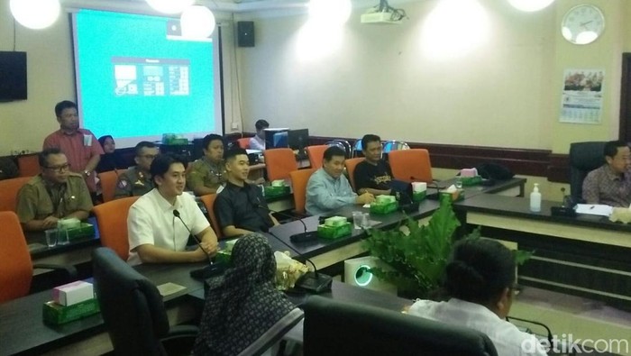 Hearing komisi B DPRD Surabaya