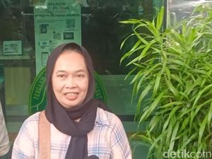 Video: Ibunda Eks Manajer Fuji Kecewa Anaknya Divonis 2,5 Tahun Penjara
