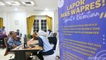 Istana Wakil Presiden Gibran Diserbu Warga untuk Lapor Mas Wapres