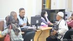 Istana Wakil Presiden Gibran Diserbu Warga untuk Lapor Mas Wapres