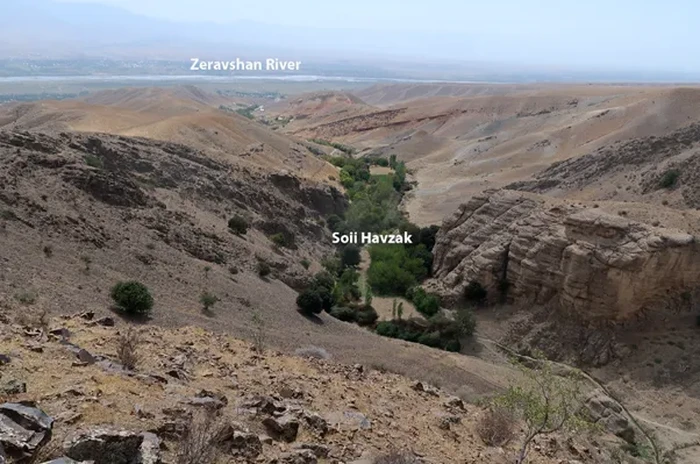 Di sepanjang aliran sungai di Tajikistan, para arkeolog menemukan shelter atau tempat berlindung dari batu yang mungkin merupakan tempat migrasi bagi manusia Neanderthal, Denisova, dan manusia modern selama rentang waktu 130 ribu tahun.
