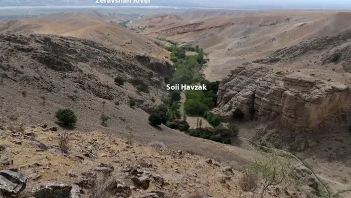 Di sepanjang aliran sungai di Tajikistan, para arkeolog menemukan shelter atau tempat berlindung dari batu yang mungkin merupakan tempat migrasi bagi manusia Neanderthal, Denisova, dan manusia modern selama rentang waktu 130 ribu tahun.