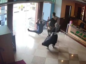 Dianggap Halangi Peliputan, Ali Berniat Laporkan Pintu Kaca ke Dewan Pers