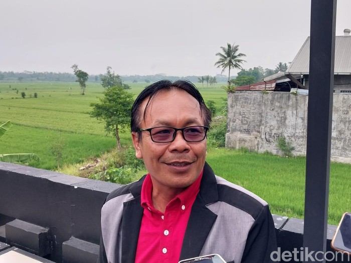 Kepala Desa Talok Agus Harianto