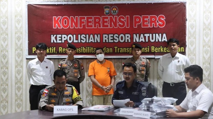 Kepala Kantor Pos Cabang Pembantu Sedanau Natuna berinisial F ditetapkan tersangka korupsi dana BLT.(Dok Polres Natuna)