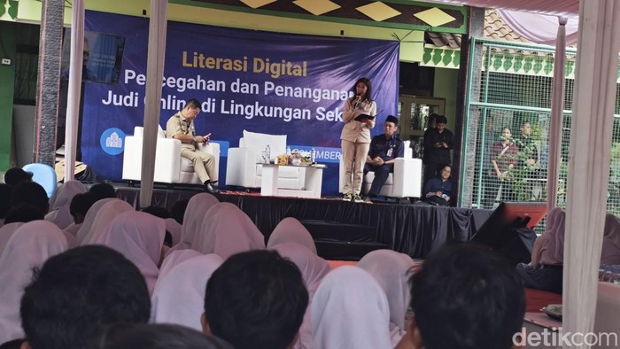 Menkomdigi Meutya Hafid