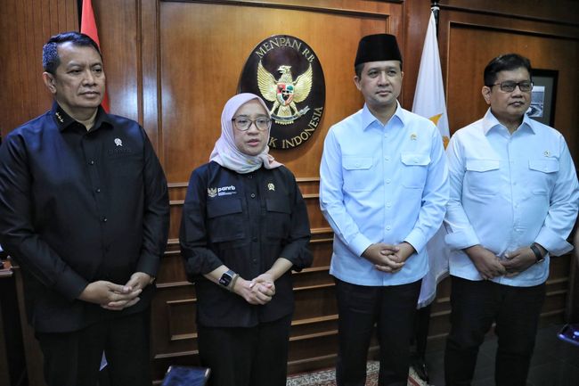 MenPAN-RB Dukung Transformasi di Kementerian Transmigrasi