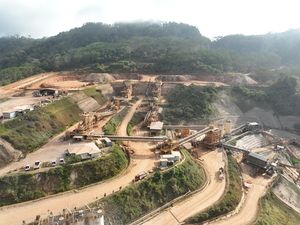 Duh! Tambang Emas Terbesar di Sulawesi Diserbu Penambang Ilegal