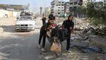 Pilu Pengungsi Palestina Mencari Tempat Aman