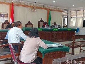 Flame Spa Sediakan Pijat Sensual, 2 Eks Petinggi Dituntut 9 Bulan Bui