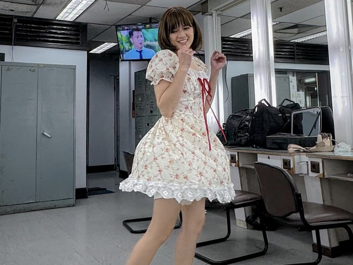 Potret Makan-makan Seru Chika Jessica Bareng Teman Artis