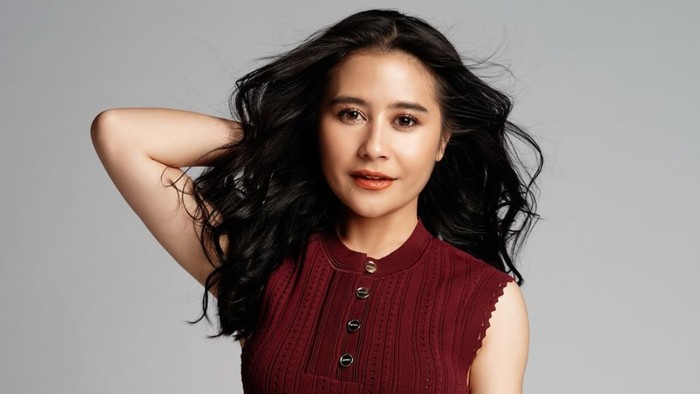 Prilly Latuconsina